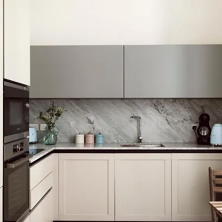 Apartment 21 Frederick Street