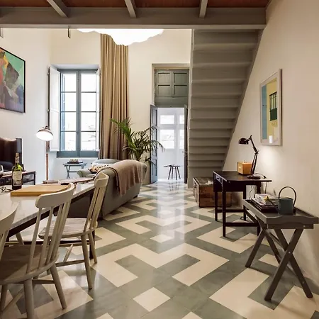 21 Frederick Street * Valletta